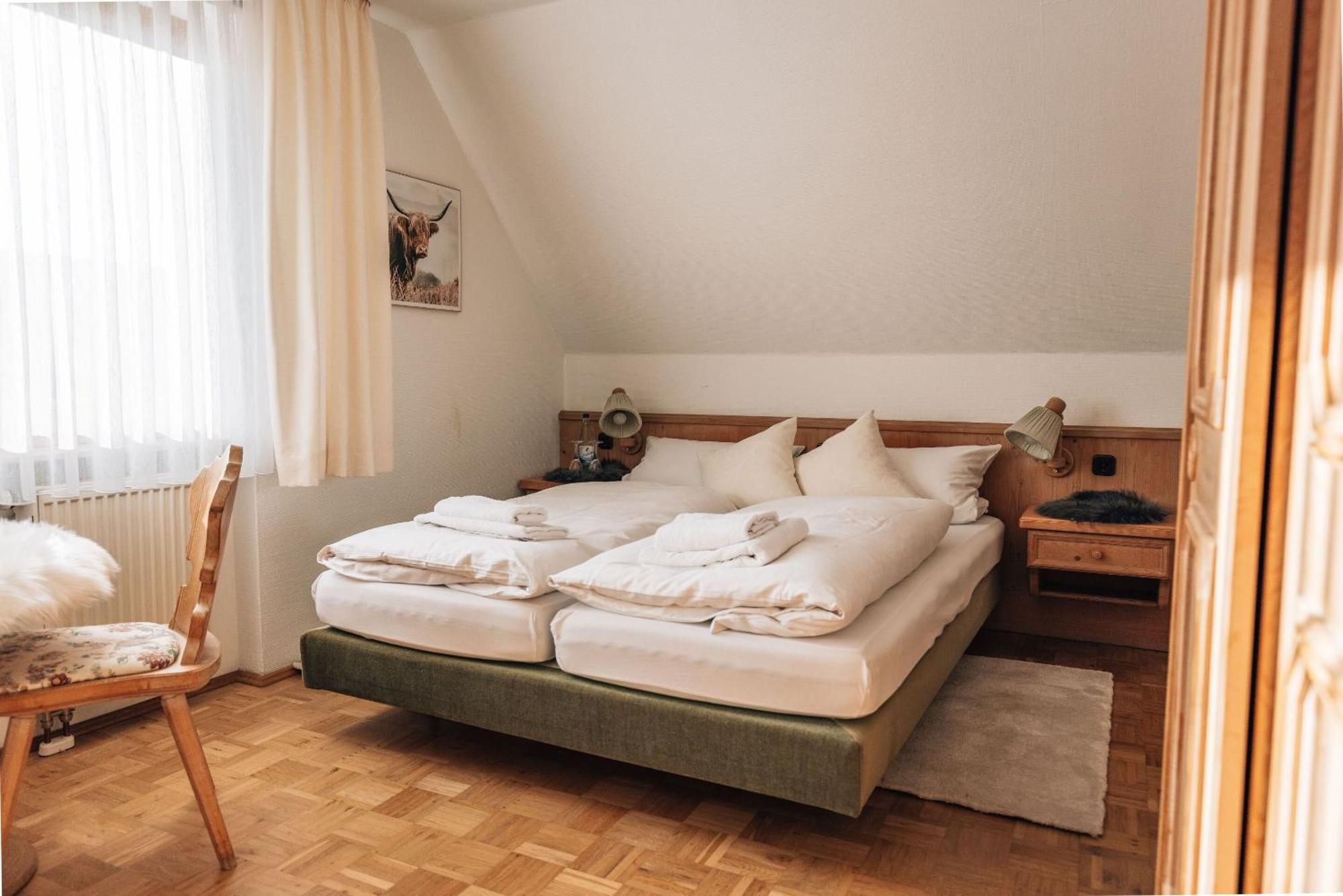 Krone Das Hotel Tauberrettersheim Extérieur photo